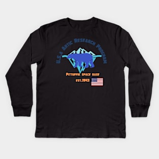 Pittufik space base Kids Long Sleeve T-Shirt